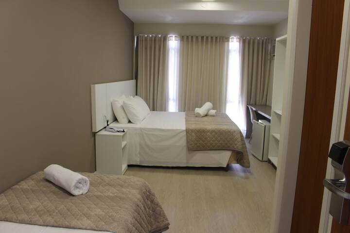 Room 7 of 42