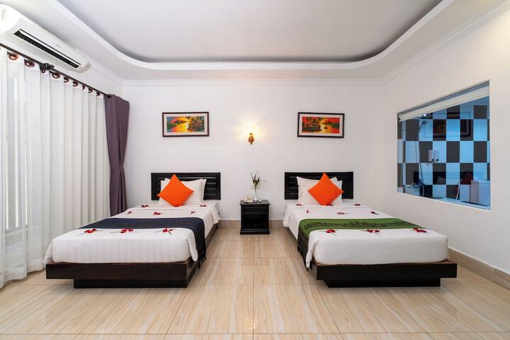 Room 34 of 65