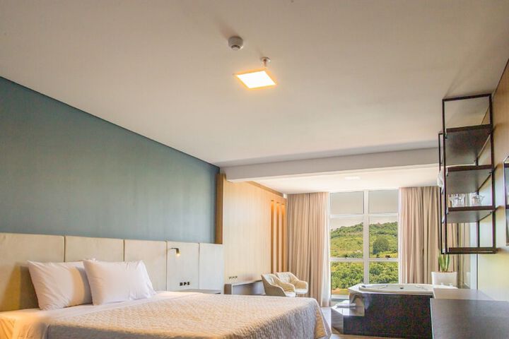 Room 30 of 74