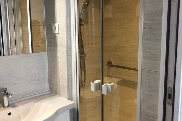 Room 18 of 24