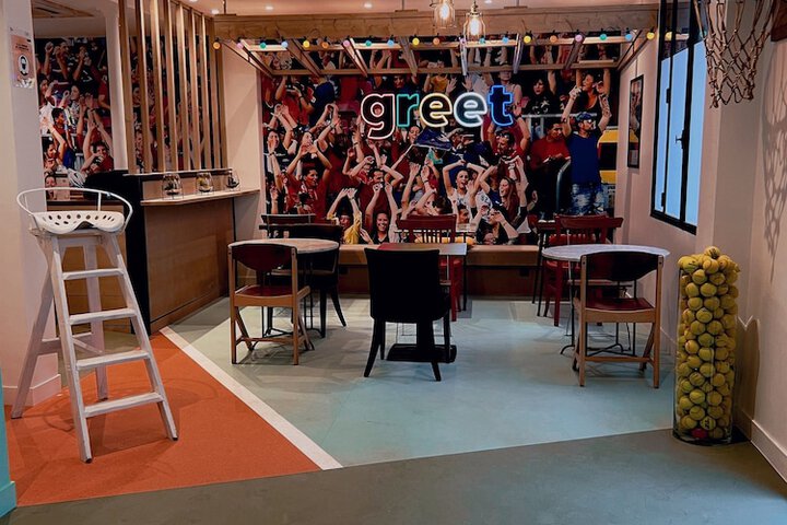 Guest Lobby