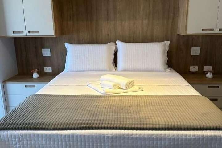 Room 3 of 54