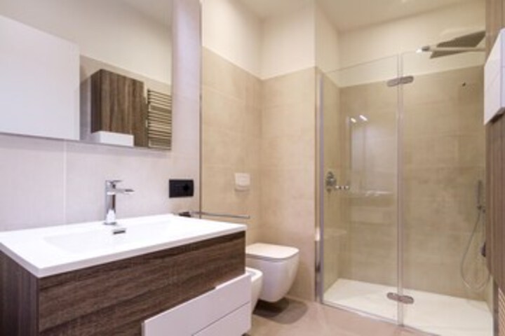 Room 2 of 25
