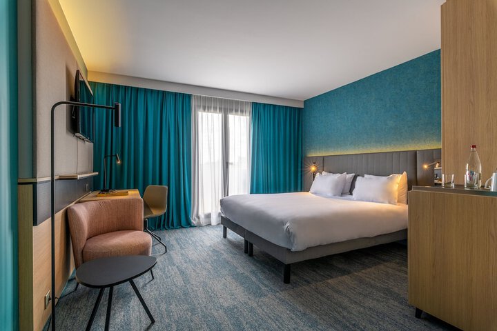 Room 26 of 89