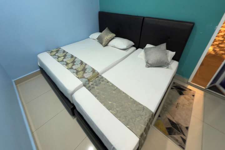 Room 39 of 68