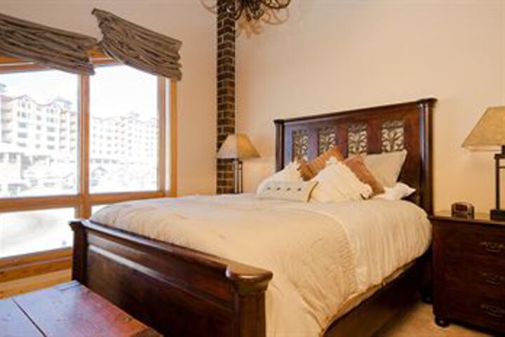 Room 18 of 27