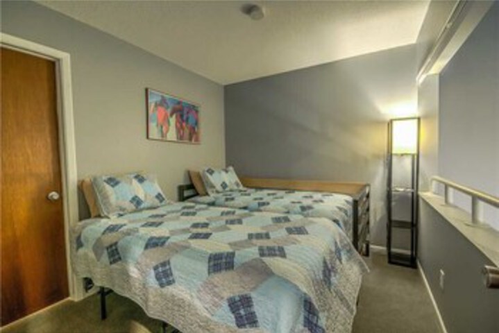 Room 53 of 61