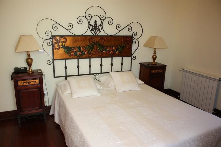 Room 6 of 53