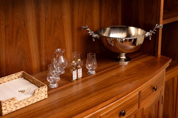 Lounge 485 of 691