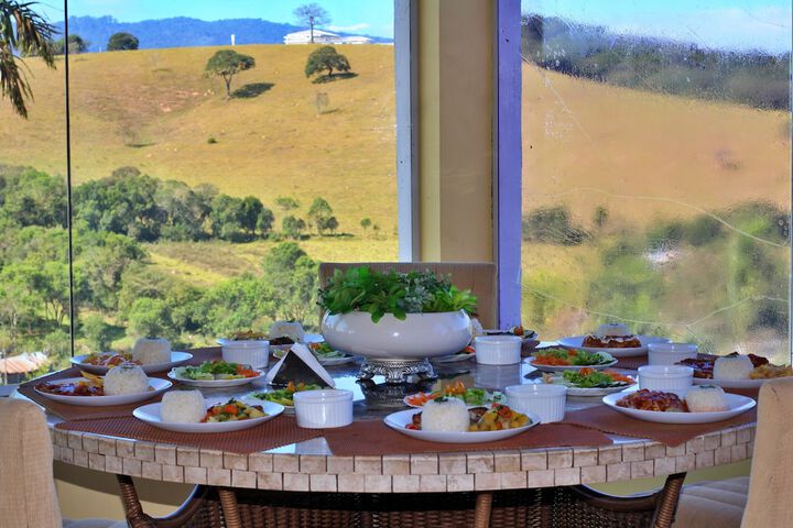 Dining 26 of 43