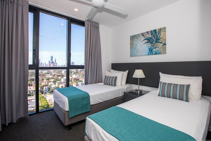 Room 8 of 42