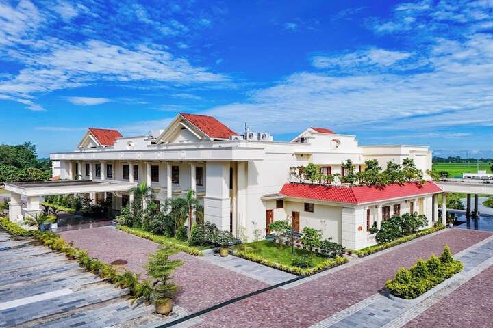 Hotel 166 of 181
