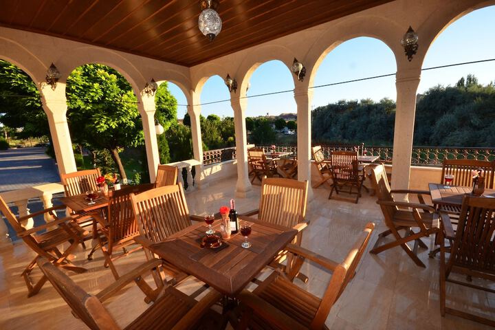 Terrace/Patio 28 of 29