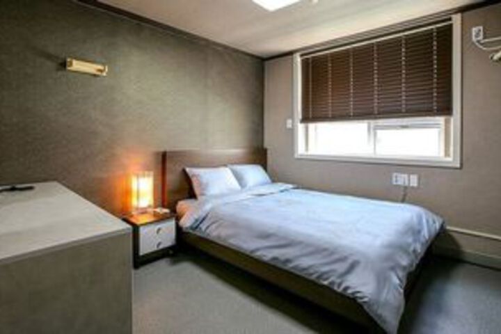 Seven Motel
