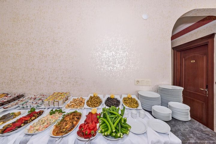 Dining 59 of 66