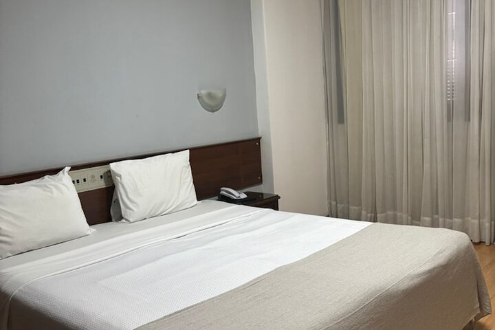 Room 19 of 35