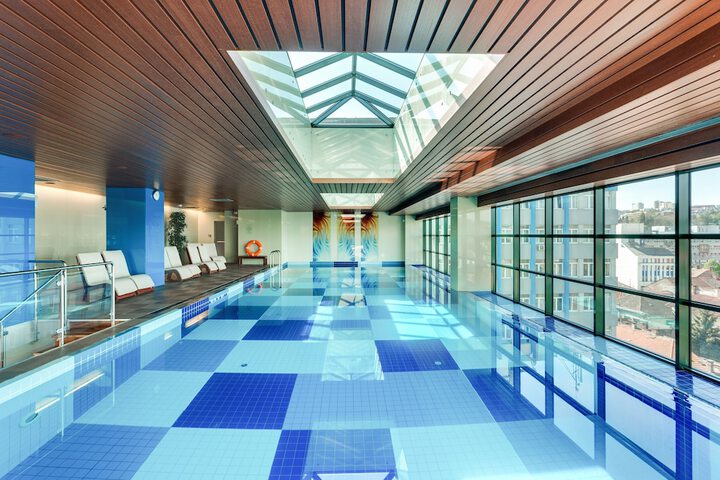 Pool 48 of 86