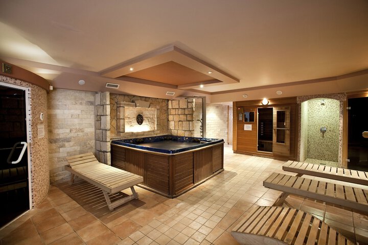 Relaxing Spa