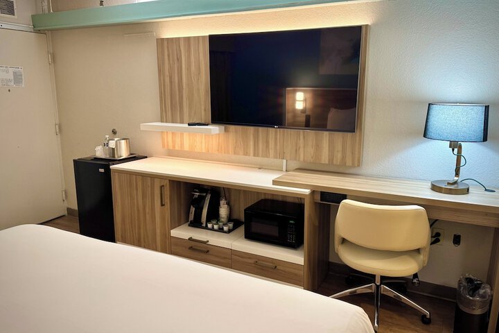 Room 20 of 118