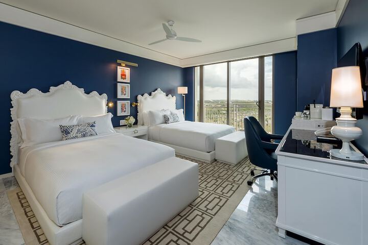 Room 39 of 293