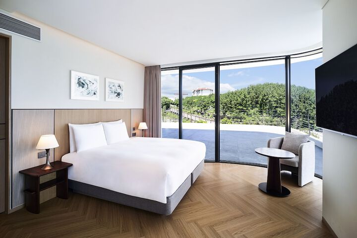 Room 20 of 62