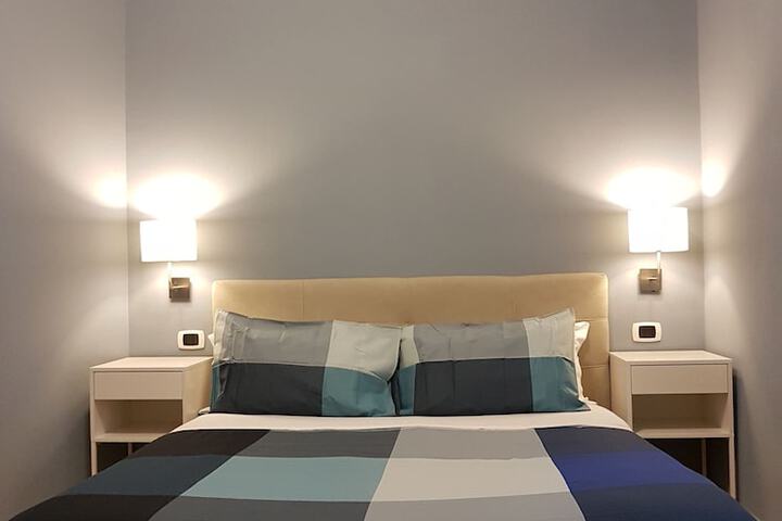 Room 8 of 53