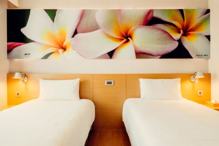 Room 19 of 56