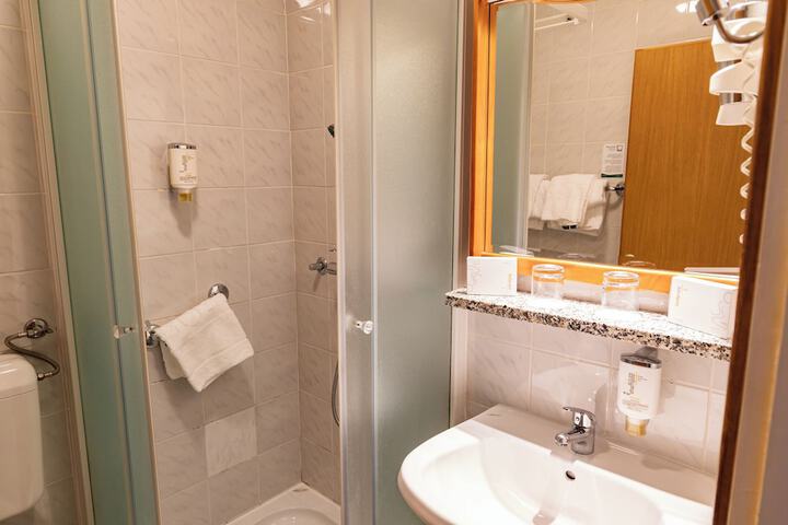 Clean Restrooms