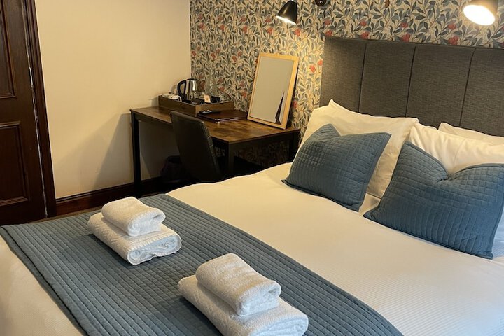 Room 7 of 37