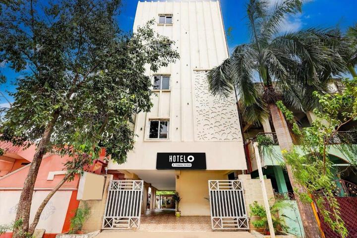 Hotel O Tajganj West Gate Hotel Host