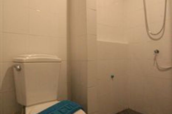 Room 19 of 42