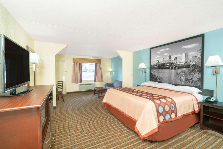 2 Queen Beds (3 of 6)