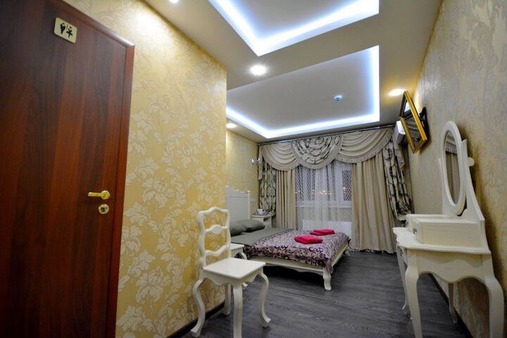 Room 26 of 33