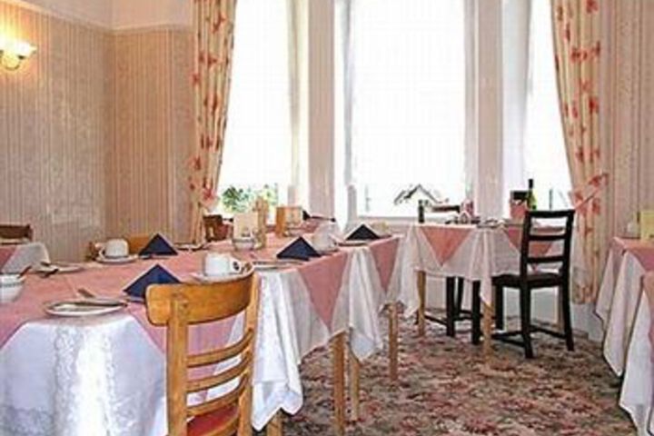 Dining 8 of 8