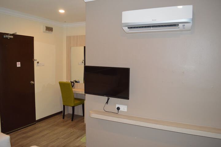 Room 35 of 57