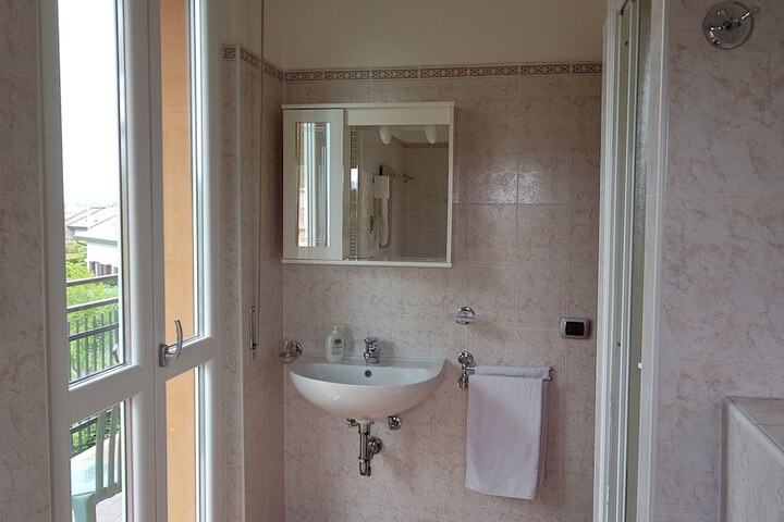 Bathroom Interior Photo
