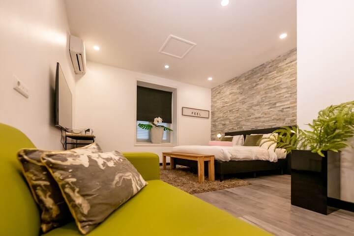 Room 42 of 128