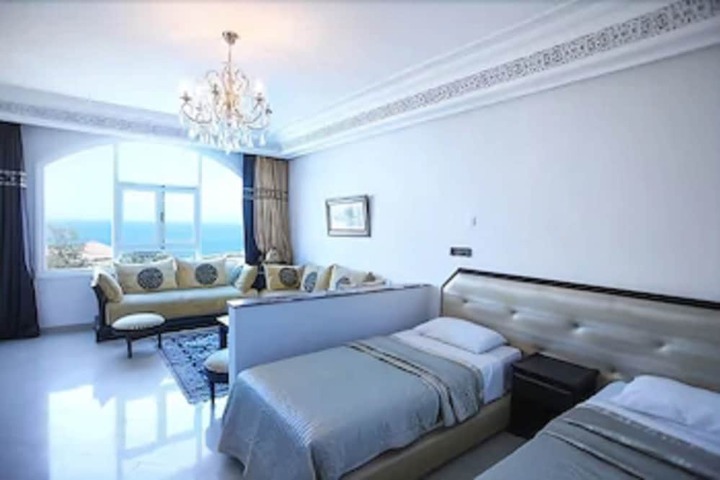 Room 8 of 29