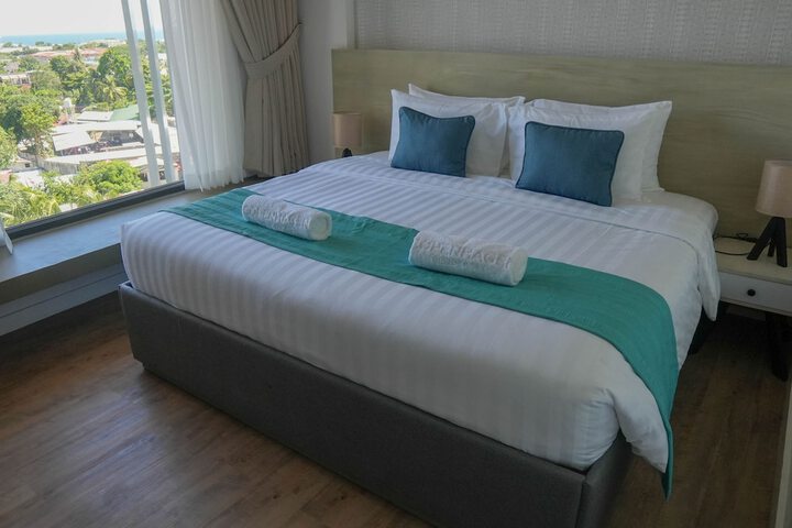 Room 3 of 18