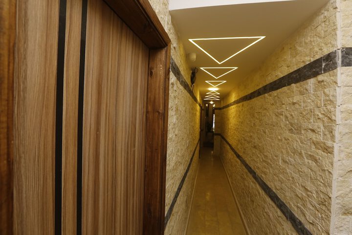 Hotel 275 of 284