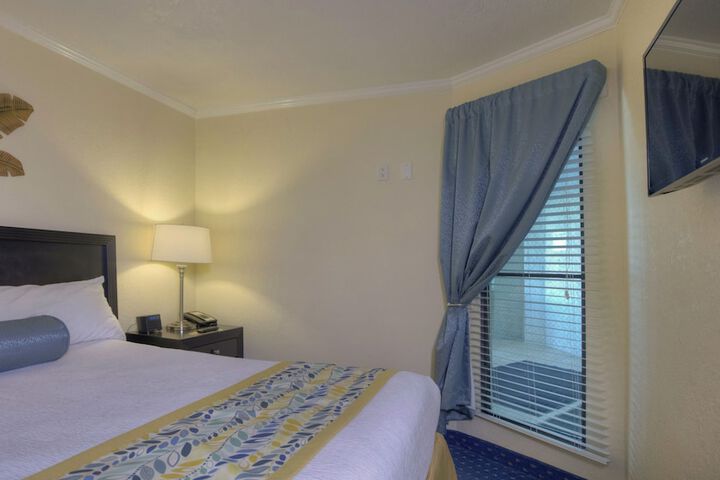Room 9 of 55