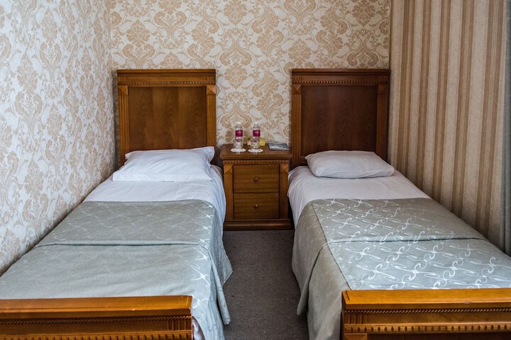 Room 20 of 60