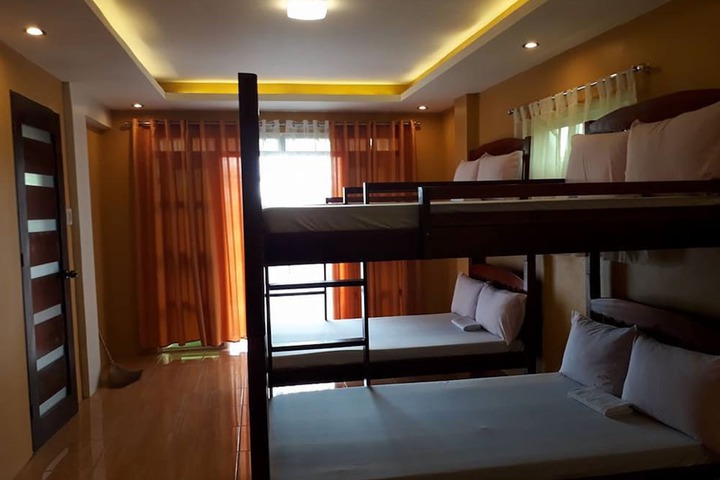 Room 2 of 9