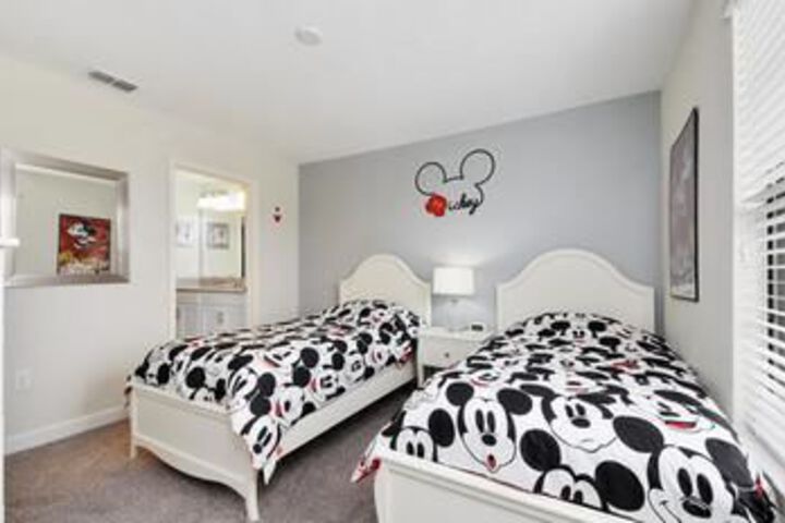 Room 21 of 81