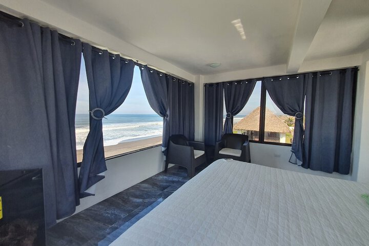 Room 4 of 69