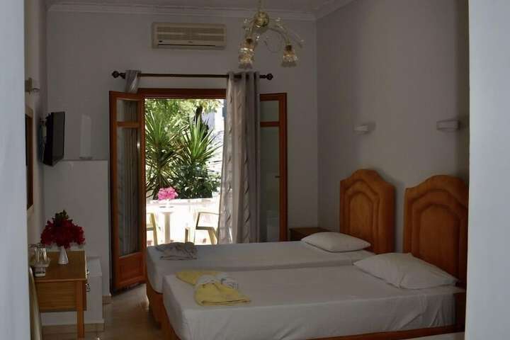 Room 39 of 90