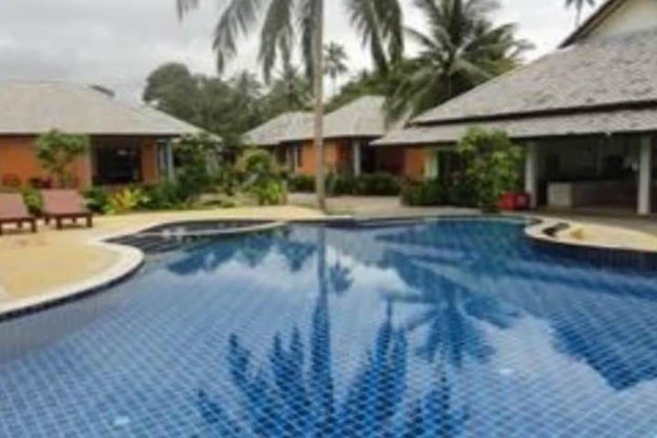 Khanom Sunrise Beach Hotel