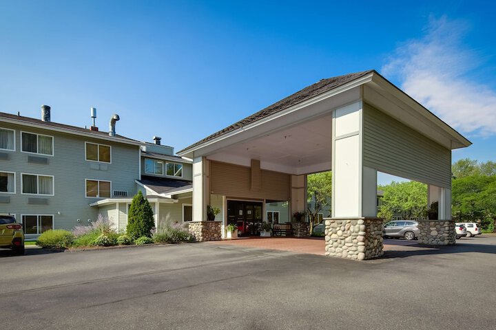 Hotel 84 of 85