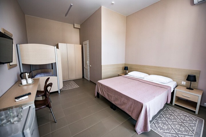 Room 28 of 151