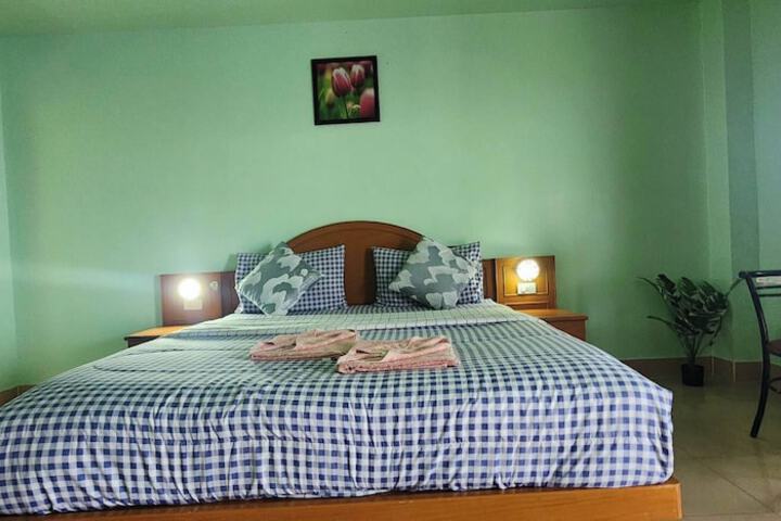 Room 39 of 77
